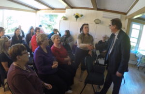 Vingt organismes communautaires font la grève