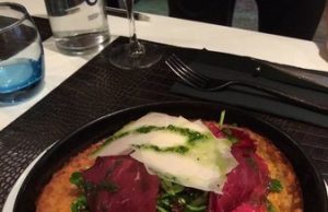 Une socca aux légumes du marché