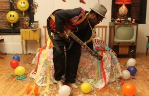 Funk lion au Baril roulant