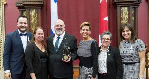 Le premier prix Ensemble contre l’intimidation 2019 remis groupe ensemble contre intimidation