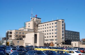 Visites suspendues à l’Hôpital régional de Saint-Jérôme http://www.santelaurentides.gouv.qc.ca/soins-et-services/grossesse-et-accouchement/accouchement/visite-unite-des-naissances-hopital-regional-de-saint-jerome/