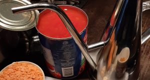 Dahl de lentilles rouges et de patates douces