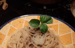 Voici le cacio e pepe, une recette où le poivre est à l’honneur