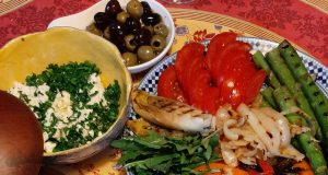 Légumes et pâte à pizza grillés