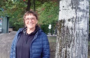 Les élections municipales approchent : Elisabeth Gibeau a rencontré la candidate à la mairie de Val-David Dominique Forget.