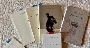 À livre ouvert : D’Oss à Peau-de-Sang, l’univers féminin libérateur d’Audrée Wilhelmy